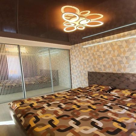 Lux New Apartment 2019 Харьков Экстерьер фото