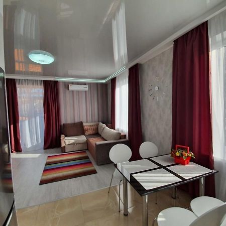 Lux New Apartment 2019 Харьков Экстерьер фото