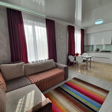 Lux New Apartment 2019 Харьков Экстерьер фото